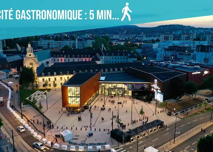 Le Courbet Topdestination-dijon - Centre - Classe 3 Etoiles Daire *