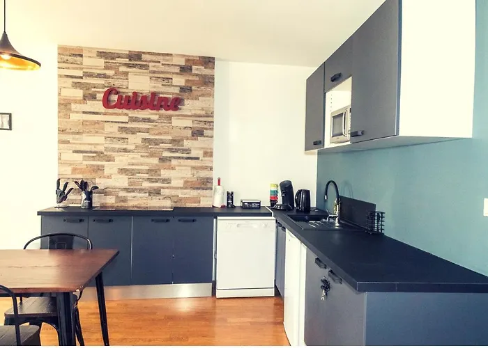 Le Courbet Topdestination-dijon - Centre - Classe 3 Etoiles Daire